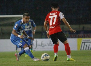 150902191322-babak-pertama-persib-ungguli-persiba-2-1 150902191322-babak-pertama-persib-ungguli-persiba-2-1