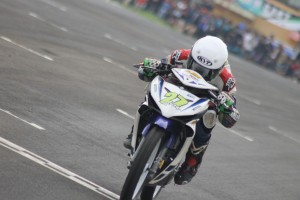 R.Fadhil juara nasional kelas 150cc dengan MX King – Kejurnas Balap Motor 2015 (Indonesia Road Racing Championship 2015) di sirkuit Balipat Binuang Banjarmasin R.Fadhil juara nasional kelas 150cc dengan MX King – Kejurnas Balap Motor 2015 (Indonesia Road Racing Championship 2015) di sirkuit Balipat Binuang Banjarmasin