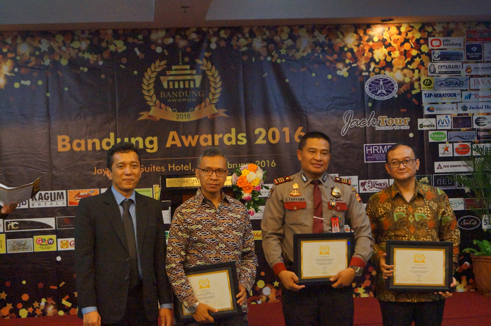 Bandung Awards 2016, Penghargaan Untuk Penggiat Pariwisata
