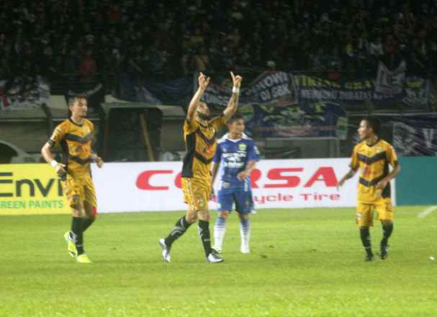 Piala Bhayangkara : Persib Tertinggal 0-1 dari Mitra Kukar