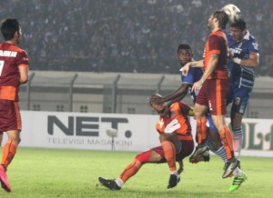 160320215335-ht-persib-vs-pbfc-skor-masih-0-0