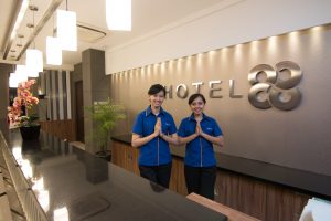 041 Receptionist – IMG_8345 041 Receptionist – IMG_8345