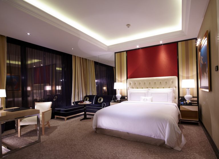 Untuk Warga Bandung Dapatkan Harga Spesial di Trans Luxury Hotel