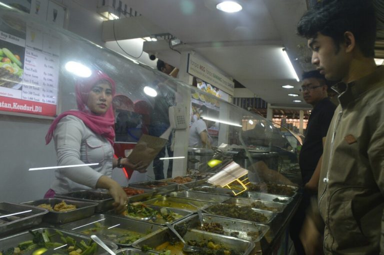 Tempat Makan Vegetarian yang Enak di Bandung