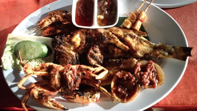 Makan Seafood Sambil Nikmati Pantai Jimbaran di Gekko Bos Cafe