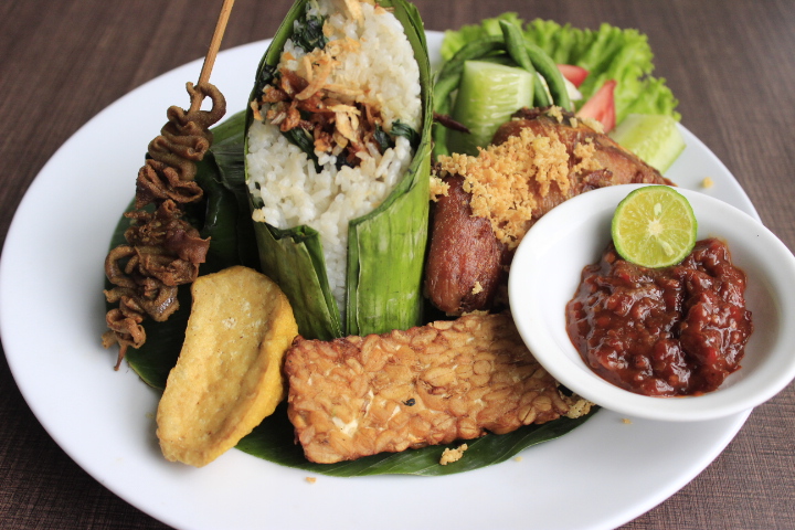 PaMaMan Hidangan Nusantara di favehotel Hyper Square