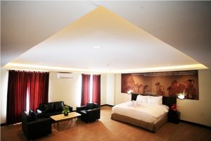 Suite 2