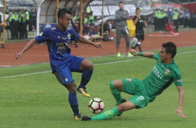 Essien Selamatkan Persib dari Kekalahan Hadapi Bhayangkara FC 1-1