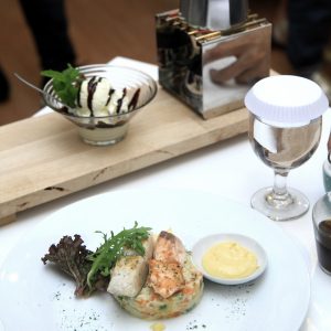LL-LAUNCH FOOD-4