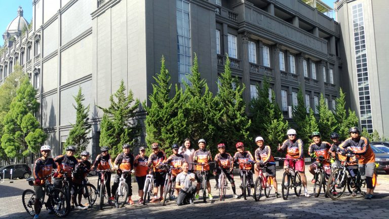 Gowes Bareng Hotel Cycling Club (H2C) Bandung