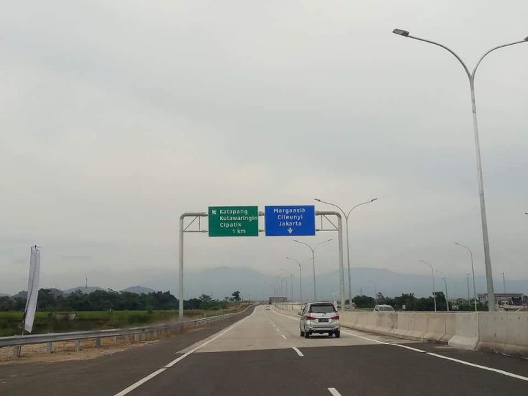 Gerbang Tol Exit  Soroja Kini Tidak Hanya di Soreang