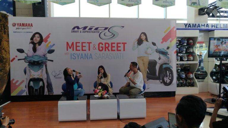 Yamaha & Isyana Sarasvati  Meet & Greet Bareng Isyanation Bandung