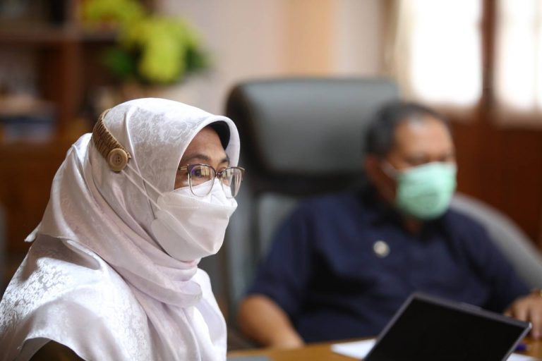 Sekda Kota Bandung Ema Sumarna Positif COVID-19 Meskipun Sudah Divaksin, Ini Penjelasan Kadinkes Kota Bandung