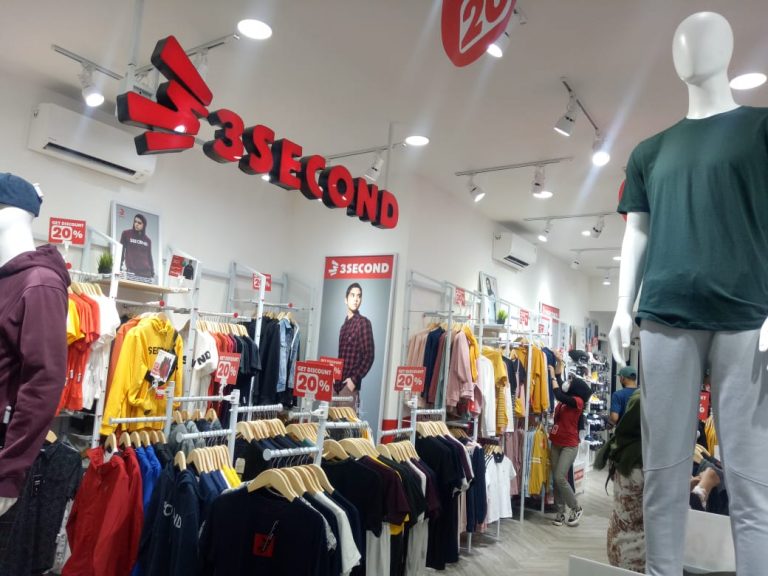 3Second Resmikan Family Store Terbarunya di Kepatihan Bandung, Dapatkan Diskon Hingga 50 Persen