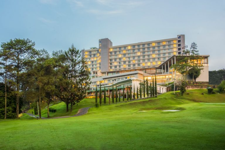 Rekomendasi Hotel di Bandung untuk Liburan Akhir Tahun Lengkap dengan Harga dan Nomor Reservasi