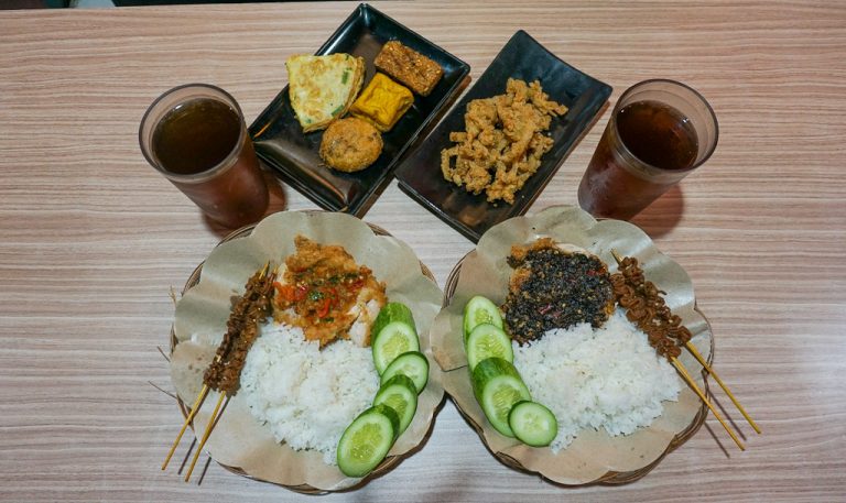 3 Tempat Kuliner Ayam Geprek di Bandung Paling Enak dan Menggugah Selera, Lengkap dengan Lokasi Cabangnya
