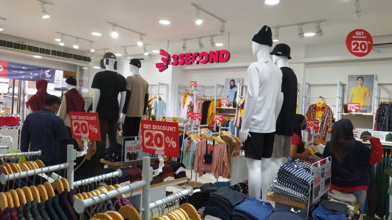 3Second Family Store Kini Hadir di Lembang KBB, Menyediakan Produk Fashion Lengkap Cocok untuk Keluarga