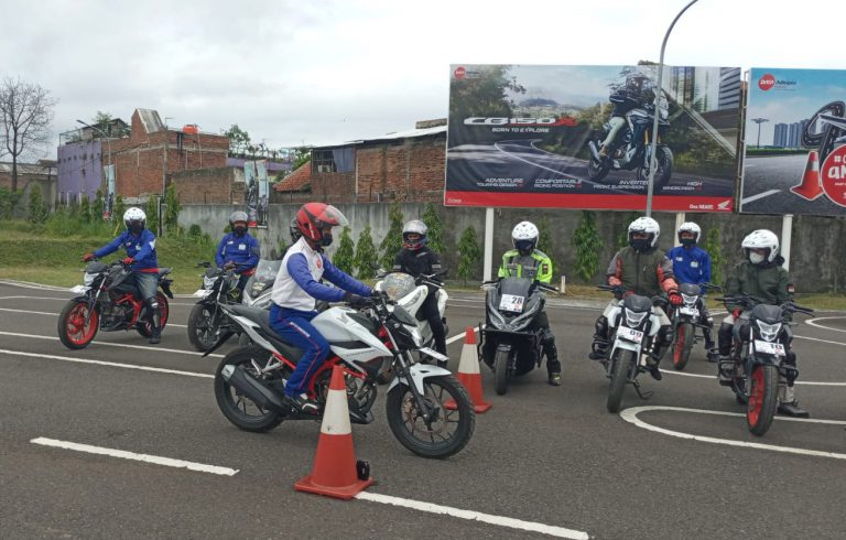 Komunitas Honda Bogor Asah Skill Berkendara di Safety Riding Center DAM