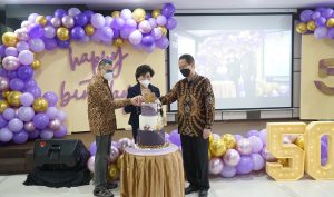 DayaGroup_001 (1)