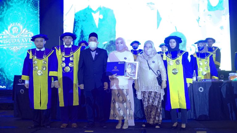 Mahasiswi STT Bandung Meninggal Dunia Jelang Wisuda, Inilah Kisah Haru Atiek hingga Selesaikan Skripsi