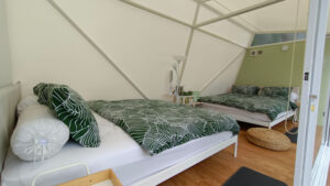 Over Easy Glamping, Staycation Anti Ribet dengan Suasana Asri di Dago Bandung Over Easy Glamping, Staycation Anti Ribet dengan Suasana Asri di Dago Bandung