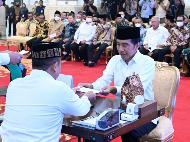 Bio Farma Diundang Hadir Penyerahan Zakat kepada BAZNAS 2023 oleh Presiden Jokowi