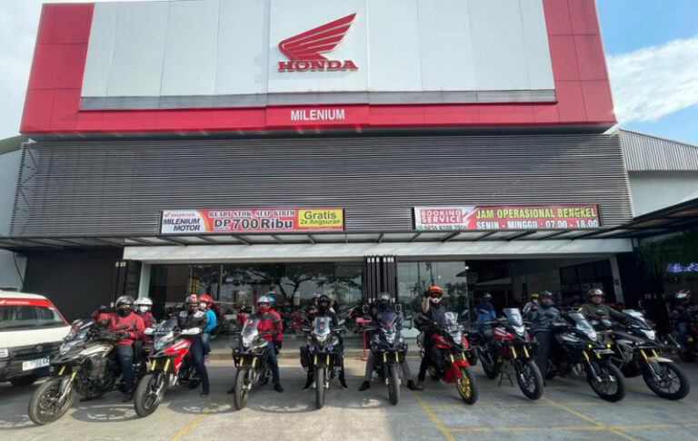 Komunitas Honda CB150X Depok Ngabuburit Bareng Mario Iroth