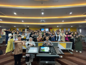 Mahasiswa Singapore Management University (SMU) dan SBM ITB Berkolaborasi dalam Program Human Resources