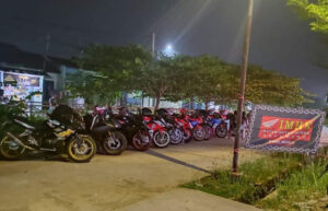 Ikatan Motor Honda Karawang Gelar Kopling Sambil Berbagi Kebaikan