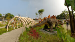 Rainbow Slide Pertama di Tengah Kota Bandung Kini Hadir di Papa Dino Kiara Arthapark, Cocok Liburan Bareng Keluarga Rainbow Slide Pertama di Tengah Kota Bandung Kini Hadir di Papa Dino Kiara Arthapark, Cocok Liburan Bareng Keluarga