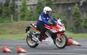 Mudah Asal Tahu Caranya, Berikut Tips Belajar Motor Kopling Manual