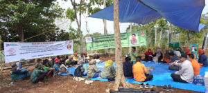 Muhamad Fatah Wiyatna, S.Pt., M.Si., dosen Fakultas Peternakan Unpad yang mengembangkan konsep sistem pengelolaan sampah yang bernama Biodigester Biomethagreen kepada kelompok tani Dusun Pangkalan, Desa Cilembu, Kecamatan Pamulihan, Kabupaten Sumedang, Jawa Barat.