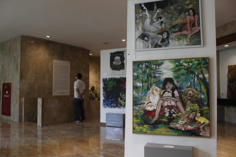 Pameran Garis Asimilasi dan Layar Tancap  Pembukaan Program Asta Karya Hotel Aryaduta Bandung