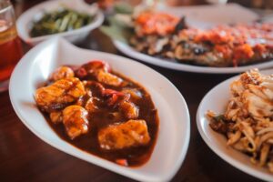 Rekomendasi Tempat Makan Sunda di Bandung, Gubug Mang Engking Hadir di Kiara Artha Park, Lengkap dengan Harganya Rekomendasi Tempat Makan Sunda di Bandung, Gubug Mang Engking Hadir di Kiara Artha Park, Lengkap dengan Harganya
