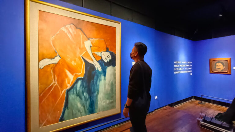 Grey Art Gallery Menghadirkan Pameran Sematan Karya Maestro Jeihan Sukmantoro
