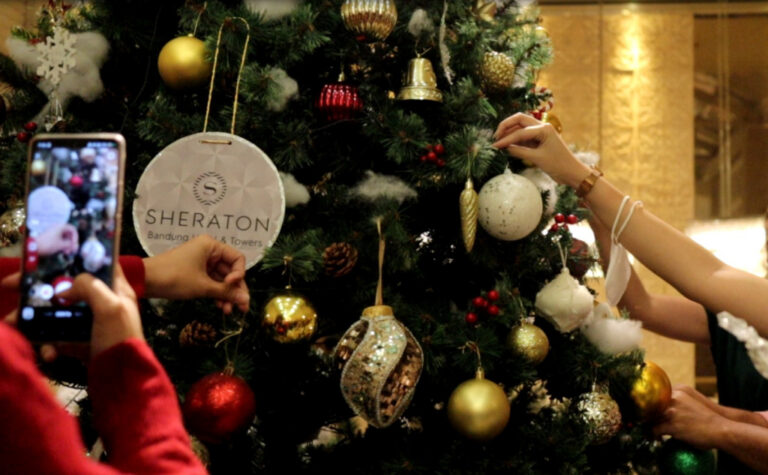 Sheraton Bandung Hotel Hadirkan Promo Liburan Natal 2023 dan Tahun Baru 2024 dengan Tema ‘The Season To Be Joly’