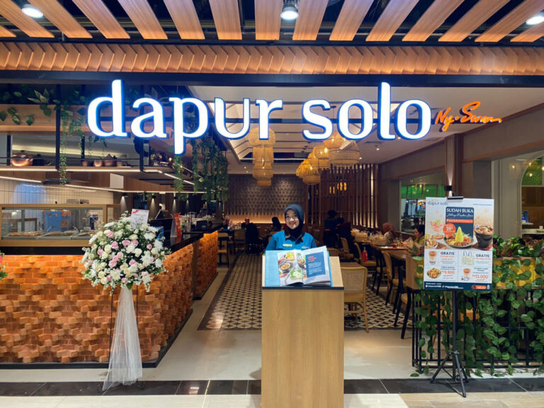 Dapur Solo Kini Hadir di Trans Studio Mall Bandung, Menyajikan Menu-menu Kuliner Andalannya seperti Nasi Langgi, Sop Iga Sapi dan Rawon