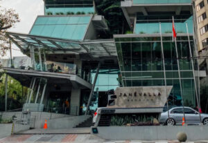 Rayakan Malam Tahun Baru 'Pasti Party' di Hotel Janevalla Bandung, Hadirkan DJ dan Pesta Kembang Api