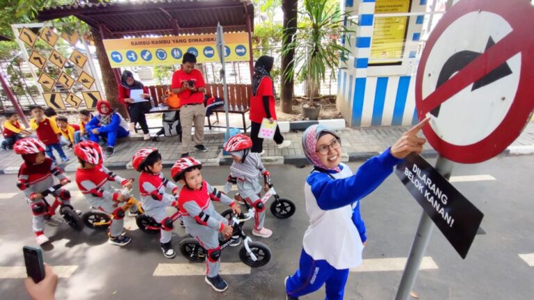 Yayasan AHM dan Taman Pintar Kembangkan Model Pengajaran Safety Riding bersama Guru PAUD  