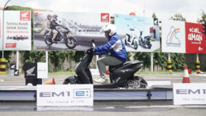 DAM Resmi Memperkenalkan Sepeda Motor Listrik Honda EM1 e: dan EM1 e: PLUS, Inilah Harga dan Spesifikasinya