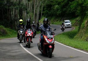Manfaat Kaca Spion Pada Sepeda Motor, Salah Satunya Minimalisir Terjadinya Kecelakaan