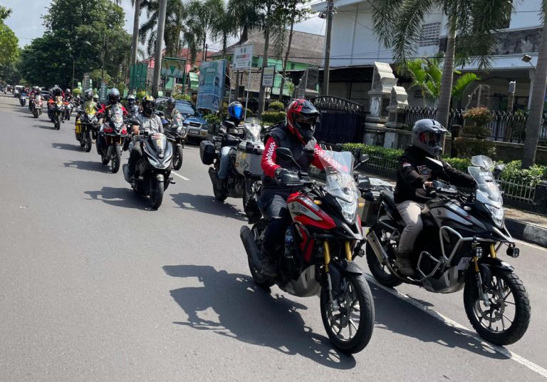 DAM Gelar Honda Bikers Adventure Camp 2024 Bersama Komunitas di Subang
