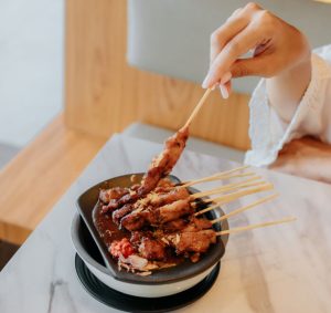 Sate Khas Senayan Kembali Buka Gerai Ke-2 di Trans Studio Mall Bandung, Ada Diskon 15 Persen hingga 15 April 2024 Loh!