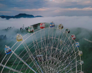Tempat wisata terbaru di Bandung Nimo Eye Tempat wisata terbaru di Bandung, Nimo Eye yang berada di kawasan Nimo Highland Pangalengan. Foto: IG@nimo_eye