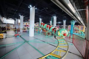 Tempat Wisata Murah di Bandung, Salah Satunya Si Ulil Legenda Mini Roller Coaster Kota Bandung di di The Kings Shopping Center