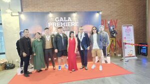 Frontliner KAI Daop 2 Bandung Unjuk Kebolehan Tari dan Bermusik di Stasiun Bandung Frontliner KAI Daop 2 Bandung Unjuk Kebolehan Tari dan Bermusik di Stasiun Bandung