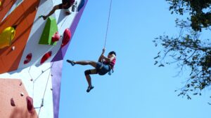 Kompetisi Panjat Tebing EIGER Independence Sport Climbing Competition (EISCC) 2024 Resmi Dimulai, Diikuti 150 Atlet dari 6 Negara