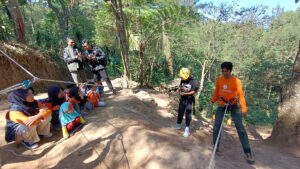 Keseruan Berpetualang dan Camping Bersama Zaramba Kidventure Camp di Kawasan Wisata Hutan Gunung Puntang