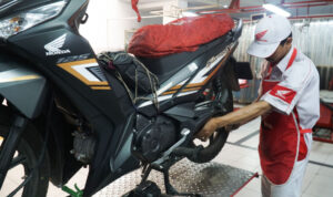Bengkel Resmi Sepeda Motor Honda AHASS Bagikan Voucher Motor Kesayangan untuk Konsumen Setia Honda