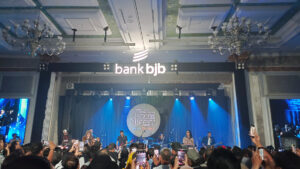 Potret, Sandhy Sondoro, dan Marcello Tahitoe Sukses Ajak Penonton Nostalgia di di Hari Pertama The Papandayan Jazz Fest (TPJZ) 2024